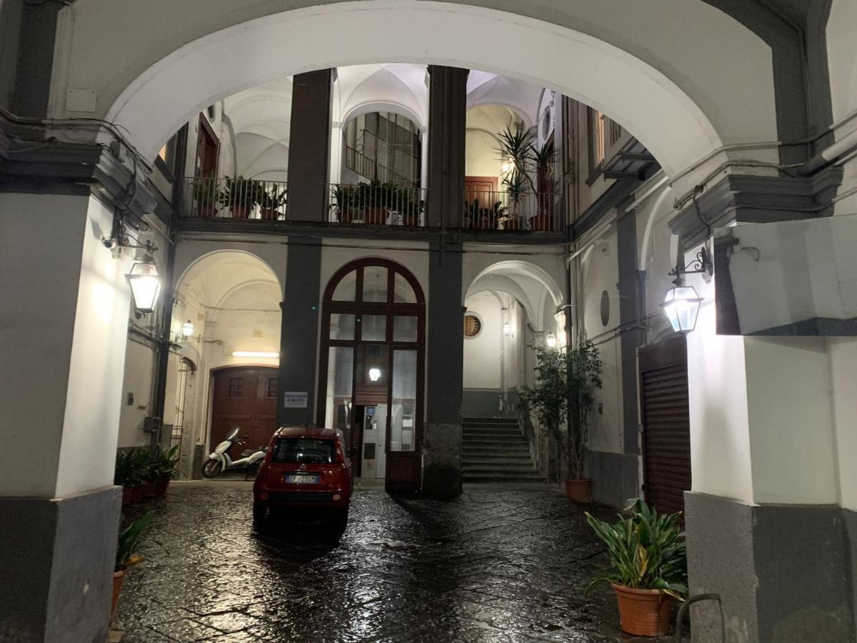 Apartamento I Gironi Di Dante Nápoles Exterior foto