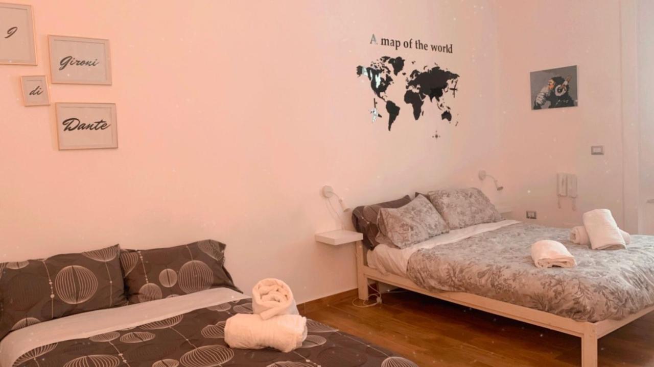 Apartamento I Gironi Di Dante Nápoles Exterior foto