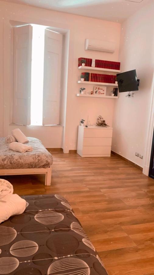 Apartamento I Gironi Di Dante Nápoles Exterior foto